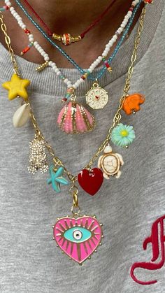 Maximalist Accessories, Charm Necklace Diy, Surf Jewelry, School Jewelry, Basic Jewelry, Jewelry Fashion Trends