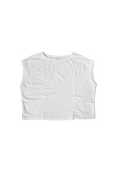 [Description] The Linden Top is based off of our best selling Hollis Dress. Made in lightweight cotton, this top has a nice boxy, relaxed fit. This item is garment dyed, making it pre-shrunk + easy in the washing machine. Made in San Francisco [Description] [Fabric + Care]100% CottonWash Cold, dry low. [Fabric + Care] [Size + Fit] This items runs on the bigger side. If you are between sizes, we suggest sizing down. Need more help finding your perfect fit? Visit our fit guide here. Carolina wears Fall 2024, Fabric Care, Washing Machine, Your Perfect, San Francisco, Two By Two, Perfect Fit, Finding Yourself, Relaxed Fit