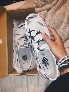 Van Shoes, Custom Vans Shoes, Western Shoes, Tennis Shoes Outfit, Custom Nike Shoes, Nike Air Shoes, Fresh Shoes, Shoe Inspo