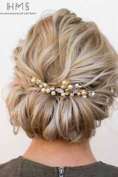 Lovely Short Hair Up Cassie Wedding, Ball Hair, Wedding Hairstyles For Medium Hair, Prom Hairstyles For Short Hair, Up Dos For Medium Hair, Hairstyle Inspiration, Best Wedding Hairstyles, Short Wedding Hair