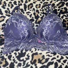 Bought From Lasenza Beautiful Light Purple Lingerie Set.! Beautiful Details Nice Push Up Bra For A 34c Panties Are A Size M, This Set Is Sexy And Appealing.! A Must Have.! Purple Lace Push-up Bra, Purple Lingerie, Beautiful Lights, Push Up Bra, Light Purple, Lingerie Set, Women's Intimates, Push Up, Must Haves