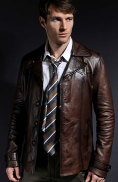 Brown Leather Blazer, Character Wardrobe, Winter Leather Jackets, Best Blazer, Creepy Pasta, Vintage Mens Fashion, Jackets Men Fashion, Vintage Leather Jacket, Genuine Leather Jackets