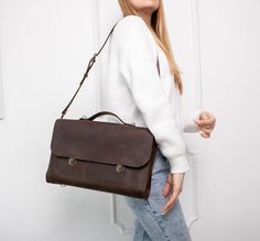 Leather Backpack Women,Leather Briefcase Women,Backpack Leather Men,Leather Briefcase, Laptop messen Handmade Satchel Briefcase, Leather Backpack Women, Messenger Bag Leather, Briefcase Women, Leather Briefcase Men, Laptop Messenger Bags, Leather Fanny Pack, Women Leather Backpack, Backpack Women