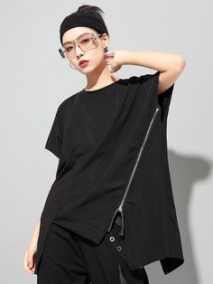 Stylish Irregular Zipper Split-Joint Black T-Shirt Top BLACK-One_size Wardrobe Diy, Edgy Tops, Asymmetrical Hem Top, Shirts Style, Cotton Long Dress, Oversized Outfit, Sleeveless Short Dress, Zipper Shorts, International Women's Day