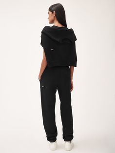 these trackpants are made from 420 gsm heavyweight cotton. they are treated with peppermint oil (pprmint™) for its anti-odor properties. the fabric is brushed on the inside for a soft feel. eco, environmentally friendly clothing, sustainable clothing, eco clothing, organic cottton, Natural, plant-originated textile treatment uses peppermint oil as its main active ingredient and has an antibacterial effect. We use it as a finishing treatment on our fabric to keep your garment fresher for longer: Eco Clothing, Peppermint Oil, Natural Plant, Sustainable Clothing, Pants Black, Active Ingredient, Track Pants, Environmentally Friendly, Peppermint