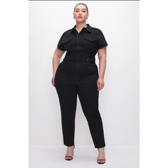 Good American Fit For Success Straight Leg Denim Jumpsuit Black009 Size 5 Nwt New With Tags. Our Best-Selling Fit For Success Jumpsuit Is As Powerful As It Looks. This Denim Jumpsuit Features A Hidden Front Zipper Closure And Breast Pockets. Collar Neckline Short Sleeves Front Zipper Closure Chest, Side And Back Pockets Snap Button Closures At The Waistline Straight Legs Women's Size 5 ( 2xl ) - Pit To Pit: 21.5" Sleeves: 7" From Shoulder Length: 60" Waist: 19" Hips: 19.5" Inseam: 28" Size 5 = 2 White Denim Jumpsuit, Short Sleeve Denim Jumpsuit, American Shorts, Women Tie, American Denim, Playsuit Romper, Long Sleeve Jumpsuit, Long Jumpsuits, Straight Leg Denim