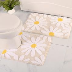 PRICES MAY VARY. Soft and Cozy: The beige bathroom rug set is made of premium microfiber, tufting effect is obvious. The bathroom mat is 1.1 inches thick and has closely packed fluffs, making it very soft and comfortable to step on, ensuring a good experience during use. Cute Daisy and 3D Design: The beige bathroom set is brightly colored, and has long-lasting color retention. Cute Daisy Design and bright colors, make the beige bath mat set look very conspicuous, decorating the bathroom is a good choice, making the bathroom look more fashionable and novel. Non Slip Backing: Rectangular bath rug and contour bath rug for toilet are backed with TPR, have good non-slip properties, strong and durable, and can be used with confidence. Note, please make sure the floor is dry before laying the flo Pink Bathroom Rugs, Pink Toilet, Non Slip Bathroom Flooring, Unique Bathroom Decor, Long Shower Curtains, Floral Bathroom, Pretty Bathrooms, Toilet Rug, Boho Shower Curtain