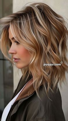 Warm Blond, Layered Lob, Κούρεμα Bob, Hair Tricks, Blond Balayage, Fall Blonde, Caramel Highlights, Fun Hair