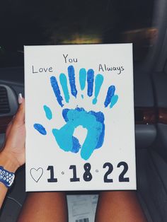 Hand Paint Date Ideas, Painting To Make With Boyfriend, Cute Bf And Gf Paintings, Best Friend Handprint Painting, Painting Ideas Easy Simple For Couples, Cute Hand Painting For Couples, Handprint Best Friend Canvas, Boyfriend Girlfriend Handprint Canvas, Will You Be My Girlfriend Painting Ideas