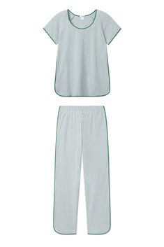 Pima Short-Long Set in Classic Green Casual Short Sleeve Sleepwear For Leisure, Casual Short Sleeve Sleep Set, Green Sporty Loungewear Sets, Sporty Green Short Sleeve Set, Casual Green Sets For Lounging, Casual Green Lounging Sets, Green Casual Lounging Sets, Sporty Short Sleeve Loungewear Set, Green Casual Lounge Sets