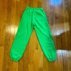 Sp5der Worldwide Sweatpants “Slime Green” Size Small. Condition Is New With Defects. Shipped With Usps Priority Mail. I Accept Offers Trendy Green Cotton Sweatpants, Green Tapered Leg Sweatpants With Elastic Waistband, Trendy Green Joggers With Elastic Waistband, Trendy Green Joggers, Green Sweatpants For Streetwear, Green Straight Sweatpants For Streetwear, Green Tapered Leg Joggers With Elastic Waistband, Green Bottoms With Elastic Waistband For Streetwear, Green Straight-leg Sweatpants For Streetwear