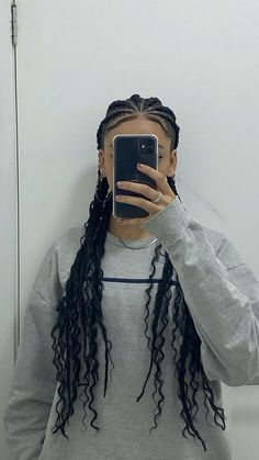 Bob Haircut Dark Hair, Haircut Dark Hair, Knotless Braids Medium, Baddie Braids, V Cut Hairstyle, Highlights Braids, Locs Long, Short Hairstyles For Older Women, Braids Medium