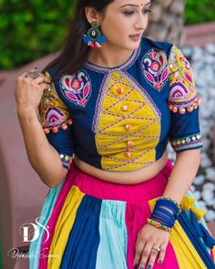 Chaniya Choli Designs, Long Blouse Designs, Navratri Collection, Navratri Chaniya Choli, Traditional Blouse Designs, Fashionable Saree Blouse Designs, Blouse Design Images