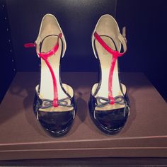 Moschino Pumps, No Return, Perfect Condition, Paten Leather, With Bow Moschino Shoes, Patent Leather Pumps, Leather Pumps, Moschino, Patent Leather, Shoes Women Heels, Black Red, Sandals Heels, Shoes Heels