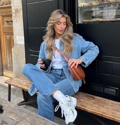 Casual Chic Outfits, Outfits Con Jeans, New Balance Outfit, Looks Jeans, New York Outfits, Look Jean, Spring Look, Casual Chic Outfit, Summer Fashion Outfits