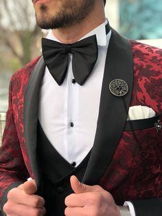 Slim-Fit Tuxedo Suit  Clearetred-baagr.myshopify.com-suit-BOJONI Men Formal Outfit, Gents Suits, Stylish Men Wear, Wedding Dresses Men Indian, Slim Fit Suit Men, Wedding Tuxedo, Suits Men Business, Mens Kurta Designs, Wedding Outfit Men