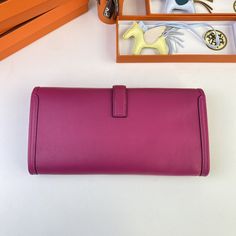 Jige elan 29cm clutch, L3 rose purple original swift calfskin, sheepskin lining Hermes Jige, Rose Purple, Lv Purse, Lv Shoes, Lv Belt, Lv Handbags, Lv Wallet, Basket Bag, Phone Protection