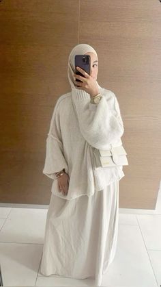 Modest Outfits Muslim, Modest Winter Outfits, Outfits Muslim, Abaya Outfit, Mode Ulzzang, Estilo Hijab, Muslimah Outfit, Stile Hijab