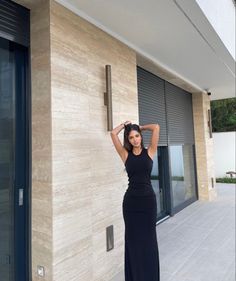 summer dresses black dress casual girly fits Fashion In 2023, Tove Lo, Hey Siri, Ootd Poses, Body Con Dress Outfit, Prom Poses, Instagram Dress, Stylish Photo Pose