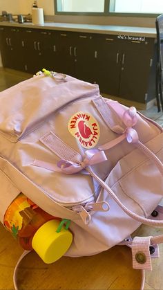 lilac kanken bag School aesthetic Kanken aesthetic Kanken Bag Aesthetic, Bag School Aesthetic, Aesthetic Kanken, Pink Kanken