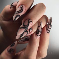 Sugar Nails, Witchy Nails, Goth Nails, Painted Nails, Lines On Nails, Her Nails, Almond Acrylic Nails, Elegant Nails