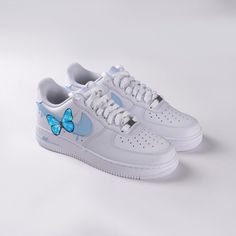 The Blue Butterfly Custom Air Force 1 is designed for comfort and style. Featuring a sleek blue and white design, these shoes provide the wearer with ultimate cushioning and support. The unique butterfly pattern adds a touch of flair and modern style to the classic design. Exactly as shown in the pictures. 📷 Brand New & Authentic. 💯 Hand Painted with attention to detail. 👨‍🎨 Waterproof and Flexible. ❤️ Unisex model. Please refer to the Size Chart. 👟👫 Free Worldwide Shipping. ✈️🌍 Blue And White Design, Unique Butterfly, Custom Air Force 1, Air Force Ones, Delivery Gifts, Hand Painting, Butterfly Pattern, Blue Butterfly, White Design