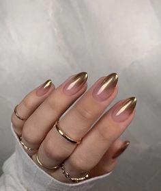 Gold Tipped Acrylic Nails, Gold Chrome Ombre Nails, Neutral Gold Nails, Ombre Gold Nails, Gold Nails Ombre, Golden Chrome Nails, Mirror Nails Design, Ombre Chrome Nails