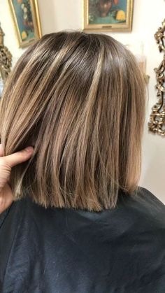 Shoulder Length Bob Hairstyles, Brown Hair Balayage, Short Hair Balayage, Bob Haircut, Light Hair, Blonde Balayage, Brown Hair Colors, Great Hair