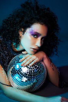 Makeup artist: @noorshergill.mua 80s Shoot, Disco Ball Photoshoot, Dp Blast, 70 Style, Studio Shoots, Beach Editorial, History Project, Amazing Makeup