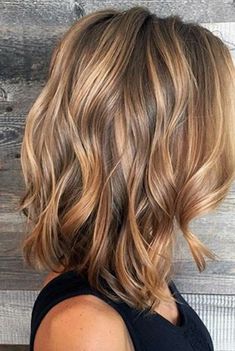 Women Things, Hello Hair, Woman Hairstyles, Honey Hair Color, Color Balayage, Summer Balayage, Brown Eye, Caramel Hair, Caramel Highlights