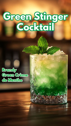 Green Stinger Cocktail Irish Moss Drink Recipes, Alcoholic Drinks With Mint Leaves, Whiskey Mint Cocktail, Brandy Sour, Green Alcoholic Drinks St. Patrick's Day, Green Cocktails Recipes St. Patrick's Day, Brandy Old Fashioned