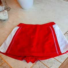 Vintage Shorts.....Brand New Pair Size.. Xs Red With White Sides & Stiching Made In U.S.A Vintage From 2003 Has Been In Clean Closet Storage,- No Issues New.. Rear Zipper/White Brand Is "Highstep" 100 % Nylon Machine Wash Cold.... Tumble Dry Cool.... No Softners.... They Are Lined.... Nice Looking Shade Of Red These Are Really Nice Quality Shorts..... Made In U.S.A. Very Vintage Old Is Good Especially Made In U S.A. Makes It Even Better Real Quality Red Bottoms For Cheerleading In Summer, White Cotton Cheerleading Bottoms, White Cotton Bottoms For Cheerleading, Red Shorts For Summer Cheerleading, Red Cheerleading Shorts For Summer, Red High-waisted Athletic Shorts, Red Sports Bottoms With Built-in Shorts, Red Relaxed Fit High-waisted Shorts, Red High-waisted Athletic Shorts With Built-in Shorts