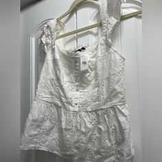 Beautiful Eyelet Top New With Tags White Gap Tops For Summer, White Gap Tops For Vacation, Gap Sleeveless Summer Tops, Gap Tops For Spring Vacation, Gap Summer Tops, White Gap Top For Day Out, Summer Casual Tops By Gap, Gap Summer Tops For Vacation, Gap Tops For Summer Day Out