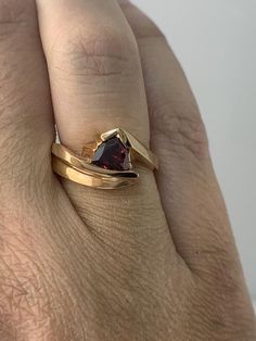 14kt yellow gold ring set with a genuine rhodolite garnet! Weighs 4.4dwt and is currently a size 6 but can be resized! Estate Rings, Garnet Gem, Gold Ring Sets, Garnet Ring, Purple Band, Peridot Ring, Rhodolite Garnet, Ring Photos, Garnet Rings