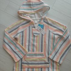 Roxy Think New Horizon Collection Long Sleeve Surfer Poncho Hoodie Multi-Stripes Front Pouch Pocket New Retail $48 Sz M/10 Girls Smoke & Pet Free Home Beach Swim Party Surfing Holiday Summer Spring Vacation Sun Roxy Quiksilver Ripcurl O'neill Hurley Matilda Jane Billabong Tea Collection Kate Spade Juicy Couture Persnickety Matilda Jane Fresh Frocks Sweet Gap Honey Mudpie Mustard Pie Janieandjack Jelly The Pug Gigglemoon Rylee+Cru Anthropologie Zara Swankybabyvintage Holiday Birthday Cynthiarowle Hooded Multicolor Tops For Loungewear, Blue Hooded Tops For Beach, Multicolor Hooded Top For Loungewear, Blue Hooded Top For Beach, Blue Hooded Tops For The Beach, Hooded Multicolor Loungewear Tops, Blue Hooded Beach Tops, Playful Multicolor Hooded Top, Cozy Multicolor Hooded Top