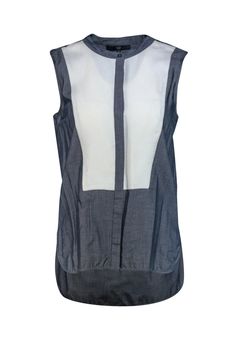 Cool and casual top for the Summer time. Designed in lightweight chambray with a linen contrast at the front. Style it with shorts and sandals for a weekend ready ensemble. Size 4 Self: 73% cotton, 27% cupro Combo: 59% triacetate, 41% polyester Button down front Sleeveless Notch neckline Bust 38" Shoulder to hem 24" - Chic Chambray Tops For Work, Festival Shop, Chic Shop, Buy Shoes Online, Casual Jackets, Street Casual, City Style, Casual Top, Active Wear Tops