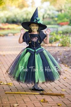 Wicked Witch Tutu dress- Wicked witch Dress-Wicked Witch costume Wicked Witch Costume, Witch Costume Diy, Witch Tutu, Oz Costume, The Wicked Witch Of The West, Tutu Dress Costumes, Halloween Tricks, Wicked Witch Of The West, Witch Of The West