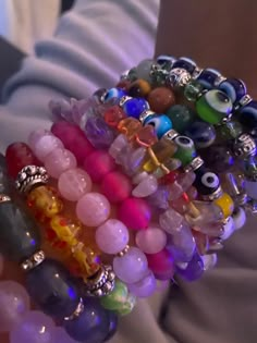 Stacked Bracelets Aesthetic, Bracelet Aesthetic Beads, Crystal Bead Bracelet Ideas, Bead Bracelets Aesthetic, Aesthetic Beaded Bracelets, Beaded Bracelets Aesthetic, Jewelry Accessories Aesthetic, Diy Beaded Jewelry, Bracelets Aesthetic