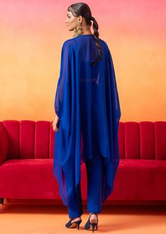 Hand ruched electric blue cami top paired with a cape and pants and finished with handmade tassels on the top and cape. Cape Organza, Blue Cami Top, Organza Cape, Blue Cami, Blue Cape, Blue Organza, Satin Color, Sleeves Top, Mirror Glass