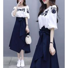 Blue Outfits, Fashion Attire, Indian Fashion Dresses, Fashion Design Clothes, Girls Fashion Clothes