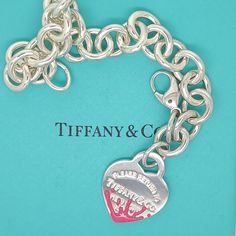 Luxury Item With Great Discount From Retail Price. Satisfaction Guaranteed! Please See Photos To Make Your Own Evaluation. Specifications: Tiffany & Co. Pink Heart Splash Chain Bracelet Metal: Sterling Silver Ag925 Hallmark: T&Co. Excellent Condition! Pink Splash, Bracelet Metal, Heart Chain, Tiffany Co Jewelry, Metal Bracelets, Luxury Items, Tiffany & Co., Pink Heart, Earings Piercings