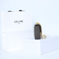 Size: 20.5cm*10.5cm*4cm It comes with Dust box, Care manual, Tag, and Paper bag. High-end Rectangular Case Bag As Gift, High-end Rectangular Case Bags As Gifts, Rectangular Clutch With Original Box As Gift, Gift Box Bag With Original Box In Pouch Shape, Luxury Baguette Mobile Phone Bag, Designer Pouch Box Bag For Gifts, Designer Mobile Phone Clutch As Gift, Luxury Shoulder Bag With Box For Gift, High-end Rectangular Baguette Bag For Shopping