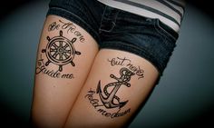 tatuaggio ancora-timone-gambe Simple Anchor Tattoo, Upper Thigh Tattoos, Anchor Designs, Tattoo Guide, Girl Thigh Tattoos, Sailor Tattoos