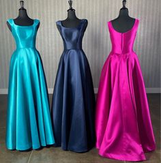 Dresses Trend 2023, Closet Full Of Dresses, Split Dresses, Modest Prom Dress, Women Maxi Dresses, Modest Prom Dresses, Women's Maxi Dresses, Trend 2023, Modest Prom