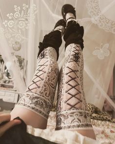 Funky Tights, Mori Kei, Other Outfits, Steam Punk, Dark Fashion, 2000s Fashion, Gothic Lolita, Dream Clothes, Aesthetic Outfits