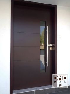 Latest Door Designs, Steel Railing Design, Wall Wardrobe Design, House Main Door, Iron Front Door, House Main Door Design, Main Entrance Door