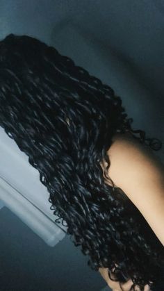 Long Natural Curly Hair, Curly Hair Beauty, Curly Hair Care Routine, Organic Aesthetic, Healthy Hair Tips, Curly Hair Inspiration, Curly Hair Routine, Curly Hair Care, Hair Life