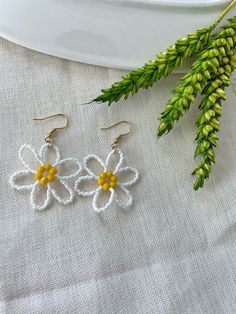 Bead Flower Dangle Earrings, Beaded Flower Daisy Earrings,Daisy Earringt, Elegant Daisy Earrings,Bead Daisy Earrings,handmade bead earrings Our products are completely handmade. The color of our beads does not change. Our earring tips are gold plated. Dangling Flower Earrings, Cute Bead Earrings Diy, Diy Flower Earrings Beads, Earring Patterns Beaded, Diy Beaded Flower Earrings, Daisy Bead Earrings, Beaded Spring Earrings, Small Bead Projects, Handmade Earrings With Beads