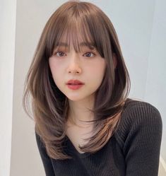 Medium Hair Round Face, Korean Short Hair, Hair Style Korea, Hair Inspiration Long, Layered Haircuts For Medium Hair, Bangs With Medium Hair, Asian Short Hair, Hair Inspiration Short, Hairstyles For Layered Hair