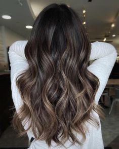 Luxe-Looking Mushroom Brown Balayage Hair Mushroom Brown Hair Color, Balyage Long Hair, Mushroom Brown Hair, Dark Brown Hair Balayage, Mushroom Hair, Brown Hair Color Ideas, Black Hair Balayage, Dark Brunette Hair, Mushroom Brown